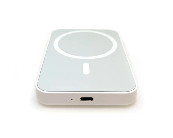 For iPhone 12, 13, 14, 15, 16, 17 Series Battery Pack Magnetic Charging 5W White.